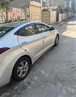 هیوندای ئەلەنترا